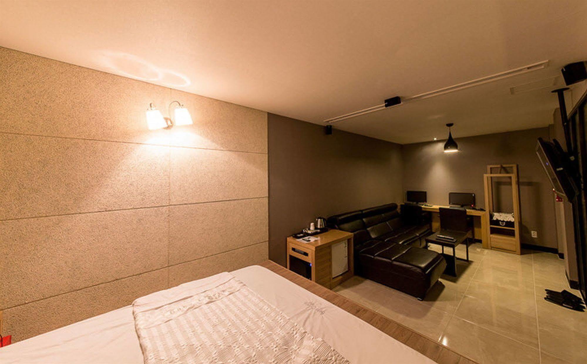 Haeundae Gary Cooper Hotel Ciudad Metropolitana de Ciudad Metropolitana de Busan Exterior foto
