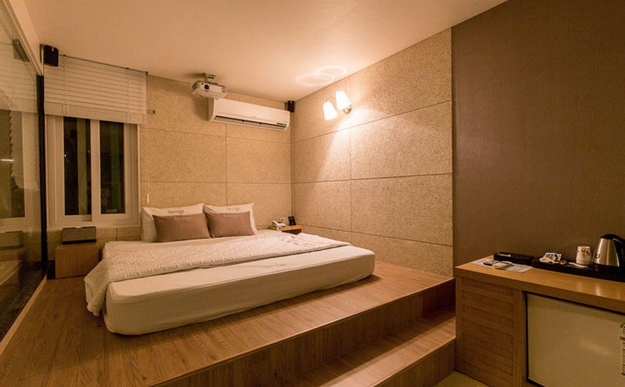 Haeundae Gary Cooper Hotel Ciudad Metropolitana de Ciudad Metropolitana de Busan Exterior foto